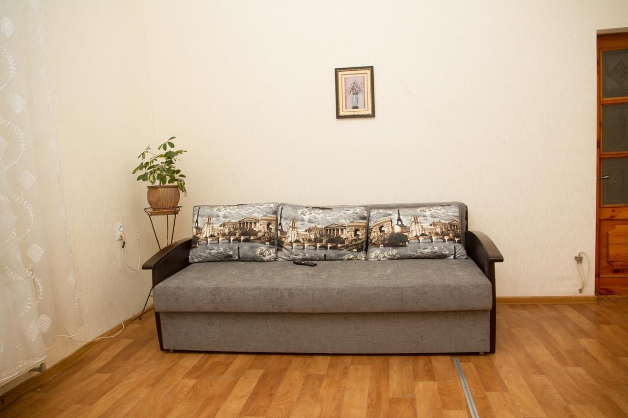 Apartment On Zhukovskogo Oldenburg Bagian luar foto